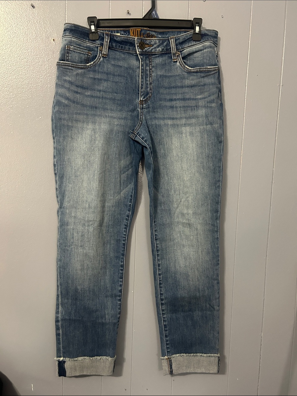 Kut from the Kloth Medium Wash Cropped Straight Jeans